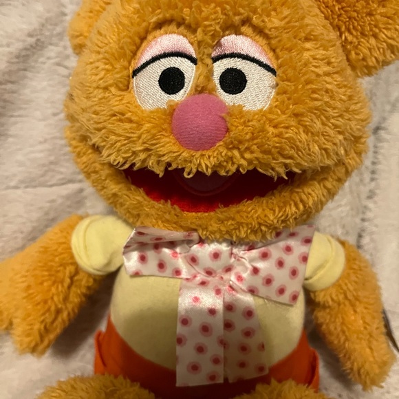 Disney Muppet Fozzie plush bear - Picture 3 of 4